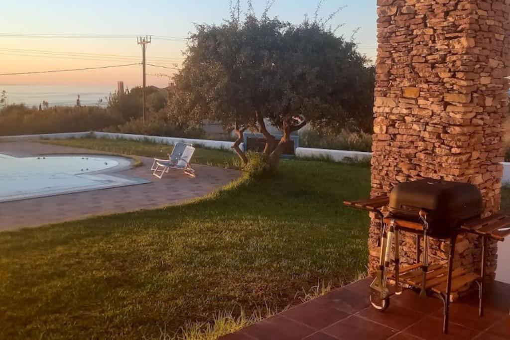Cristelia Seafront & Pool Villa Lakhania Bagian luar foto