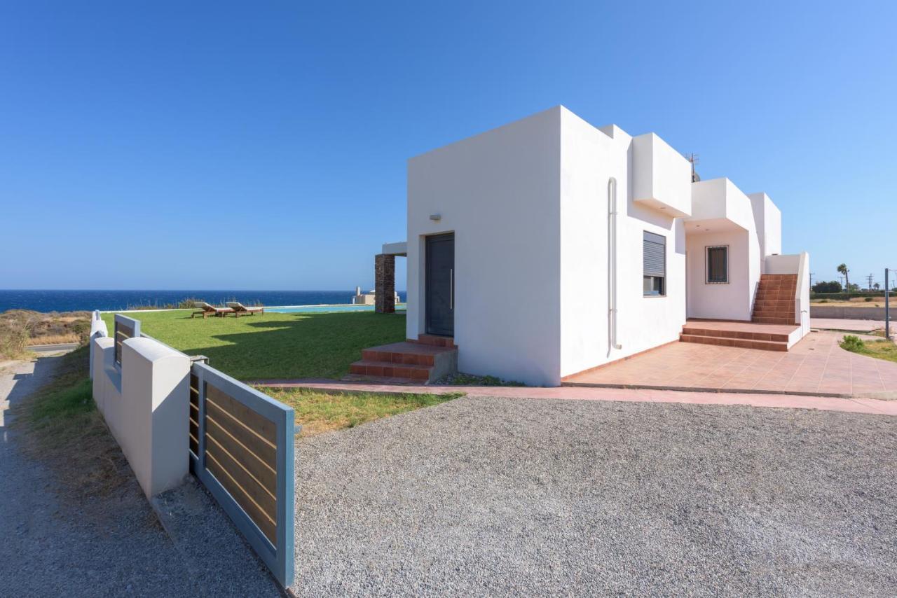 Cristelia Seafront & Pool Villa Lakhania Bagian luar foto