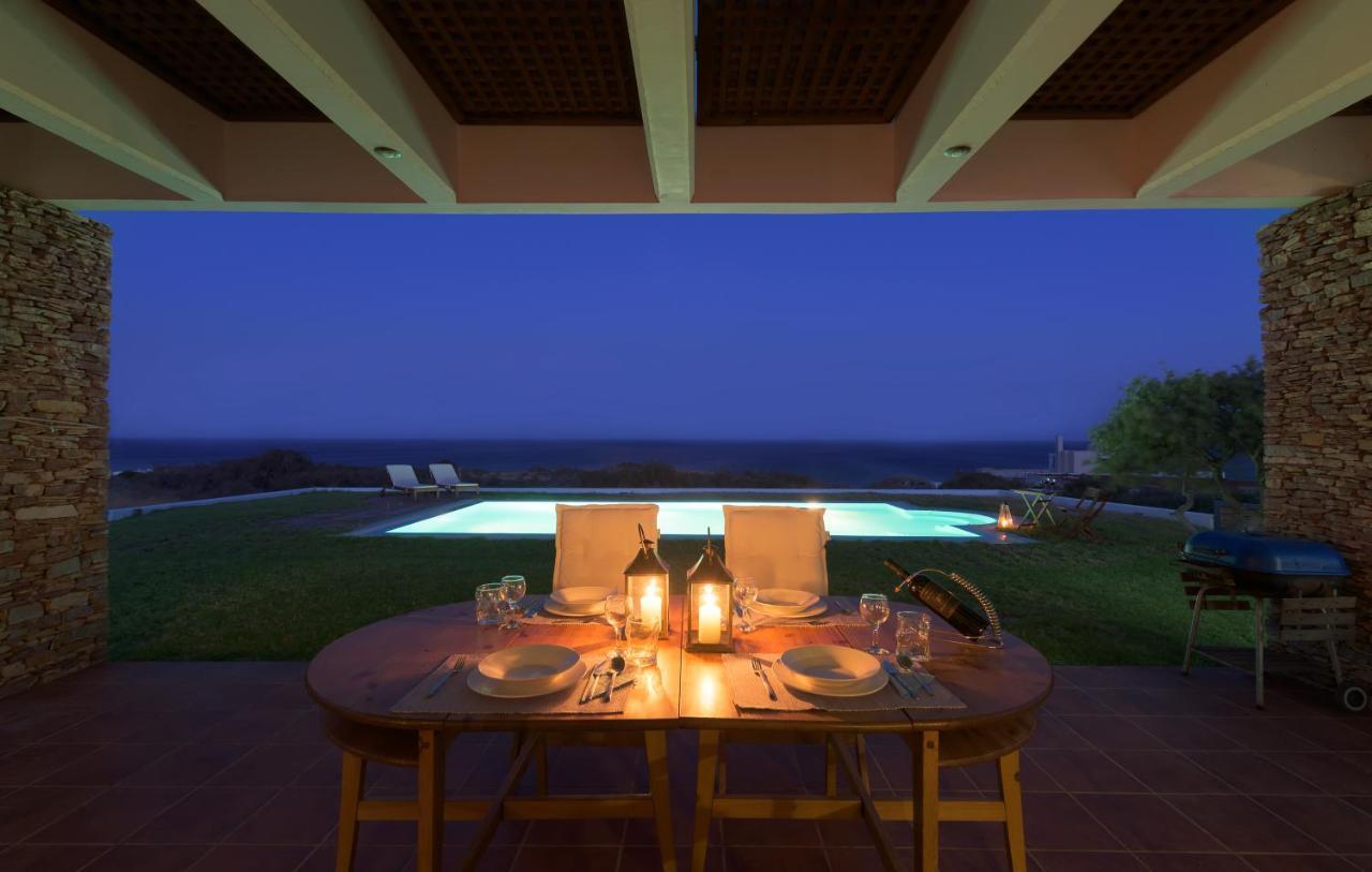 Cristelia Seafront & Pool Villa Lakhania Bagian luar foto